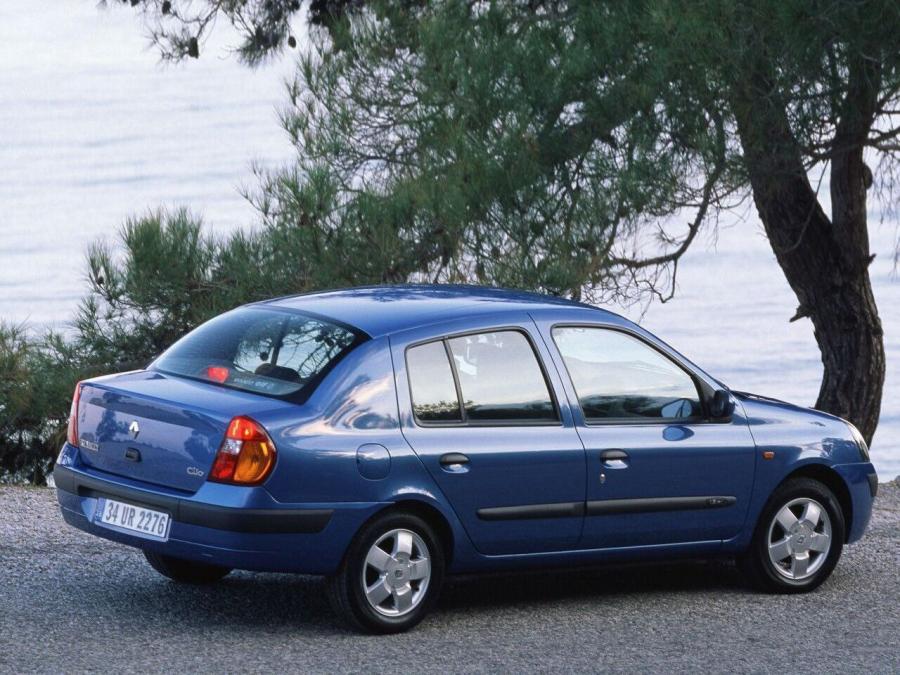  Renault Clio Symbol 2001 года  (фото 10 из 12)